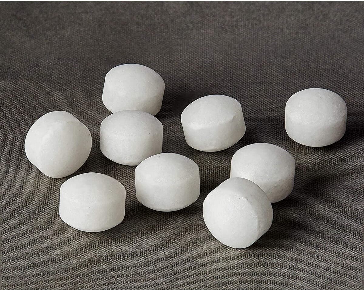 AIRBOAT KAPUR NAPHTHALENE BALLS 50GM